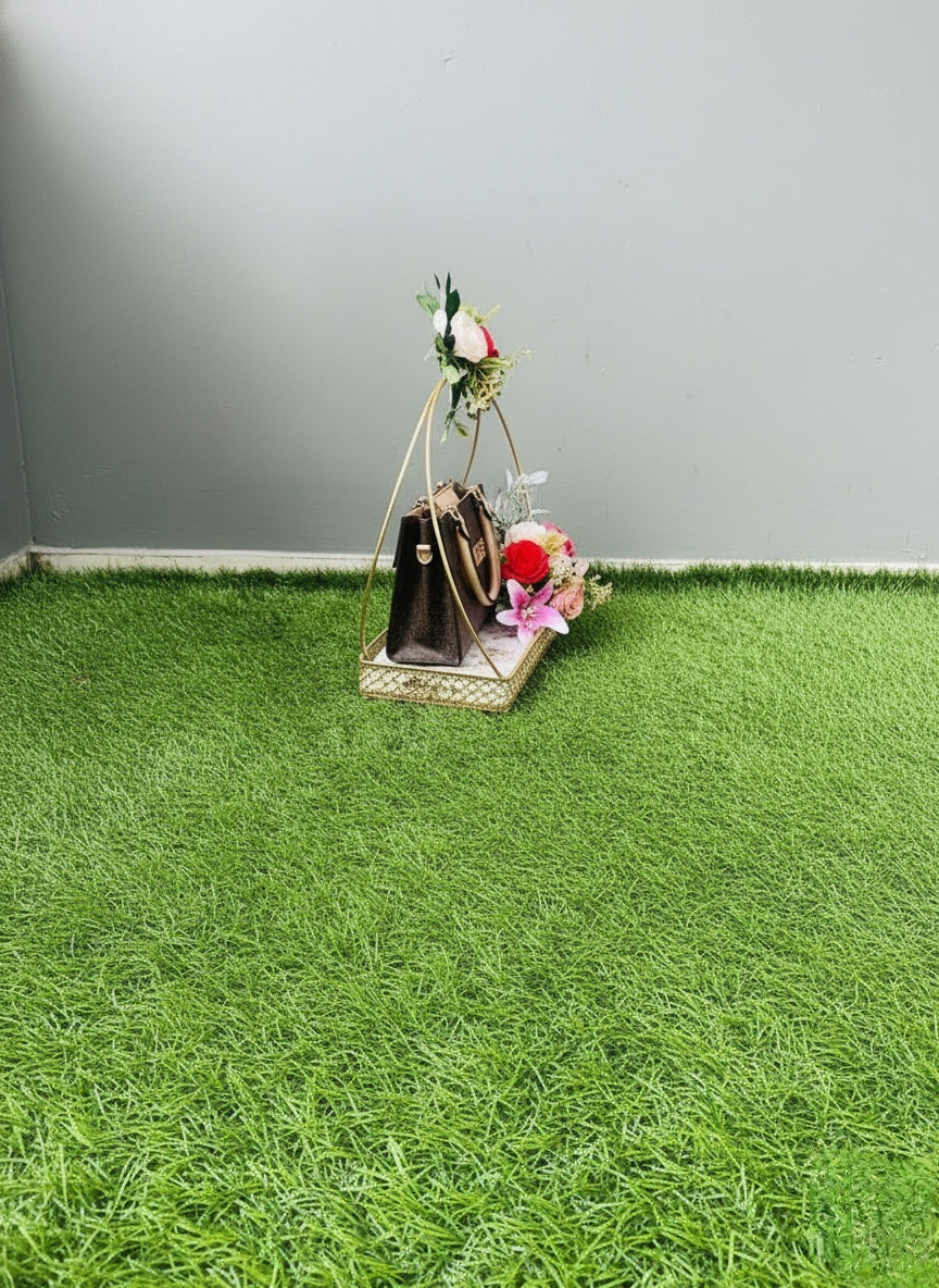 Elegant Floral Handle Basket Display